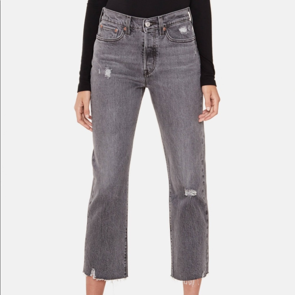 Wedgie fit Levi jeans - never worn